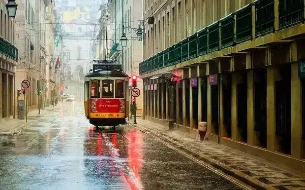 如何把雨中照片，拍出油画的质感？超详细教程！