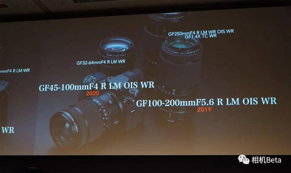 旁轴中画幅富士GFX50R正式发布，要价4500美元。一亿像素GFX100S要价10000美元