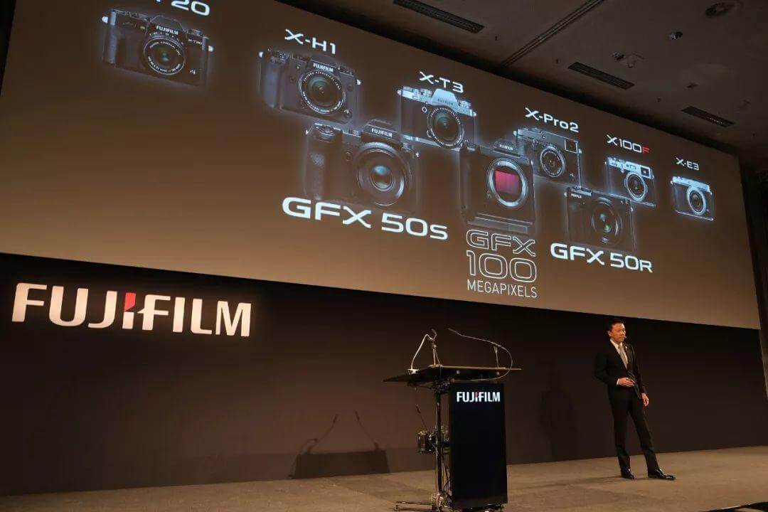 中画幅旁轴！富士 GFX 50R 相机抢先体验