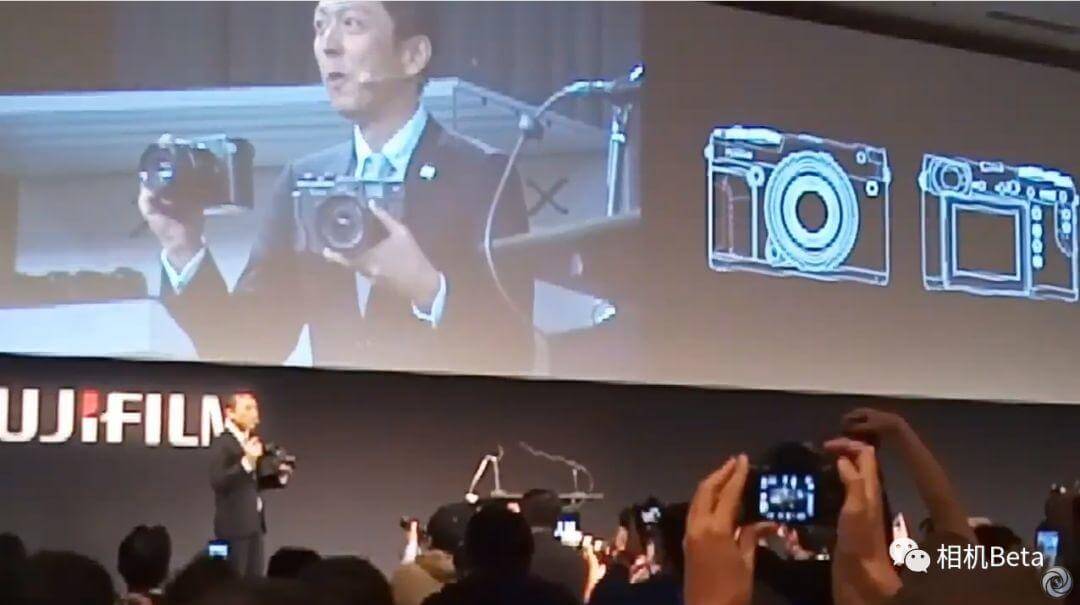 旁轴中画幅富士GFX50R正式发布，要价4500美元。一亿像素GFX100S要价10000美元