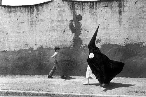 你有自己坚持拍摄的主题吗? | 胶片的味道 Photo by Josef Koudelka