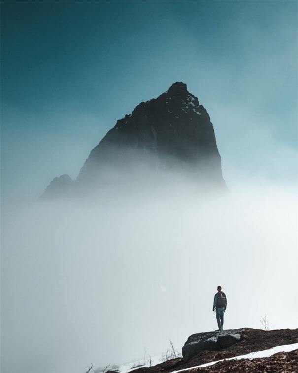 学会负空间构图，让你的旅拍照片更有意境