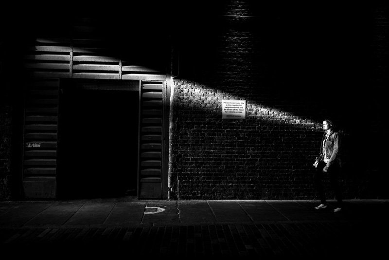 『摄影师』Alan Schaller：黑白都市中的孤寂