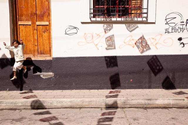 太阳的手术刀 光影切割的犀利城市扫街作品