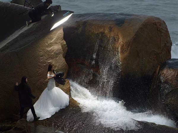 超震撼婚纱大片是如何诞生的 摄影师揭秘创作过程